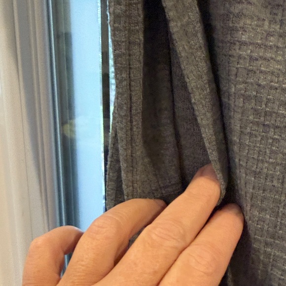 Splendid Gray Textured Pants - Picture 3 of 4